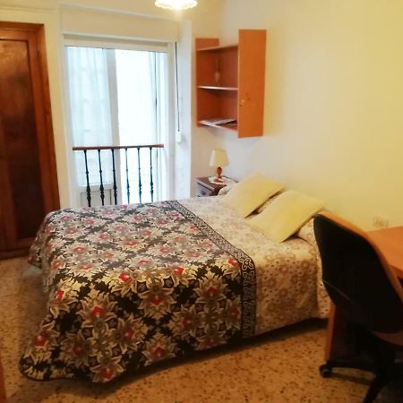 Pension Residencia Universitaria Rey Apartment Santiago de Compostela Ngoại thất bức ảnh