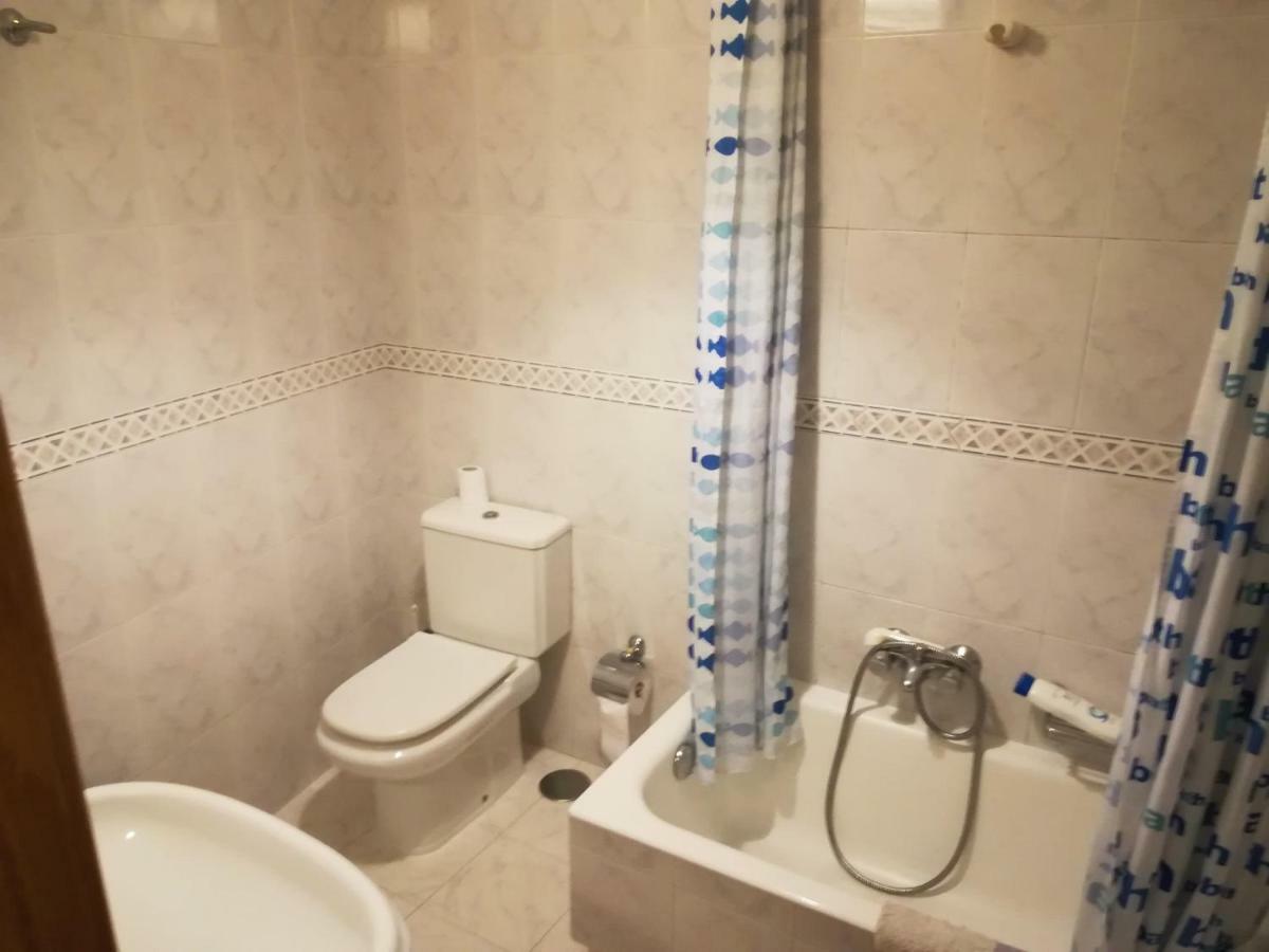Pension Residencia Universitaria Rey Apartment Santiago de Compostela Ngoại thất bức ảnh