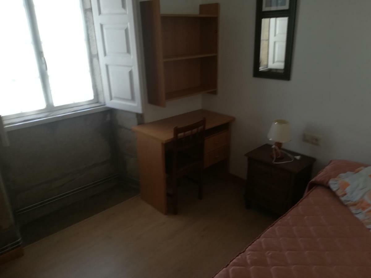 Pension Residencia Universitaria Rey Apartment Santiago de Compostela Ngoại thất bức ảnh